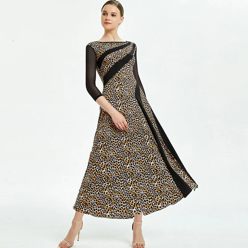 Draped Boat Neck 3/4 Length Sleeve Dress