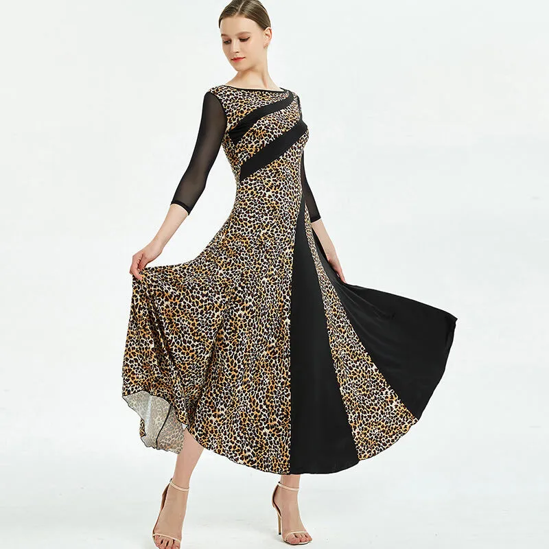 Draped Boat Neck 3/4 Length Sleeve Dress